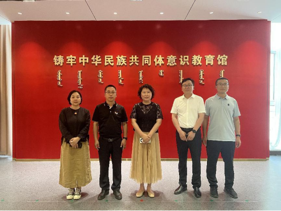 巴彦淖尔市乌拉特中旗领导到Beat365官网开展参观学习活动