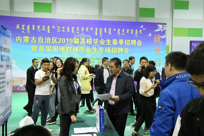 http:/__local/A/37/7D/2116D48134ED01D206B8843E121_83D3CE16_2DB40.jpg